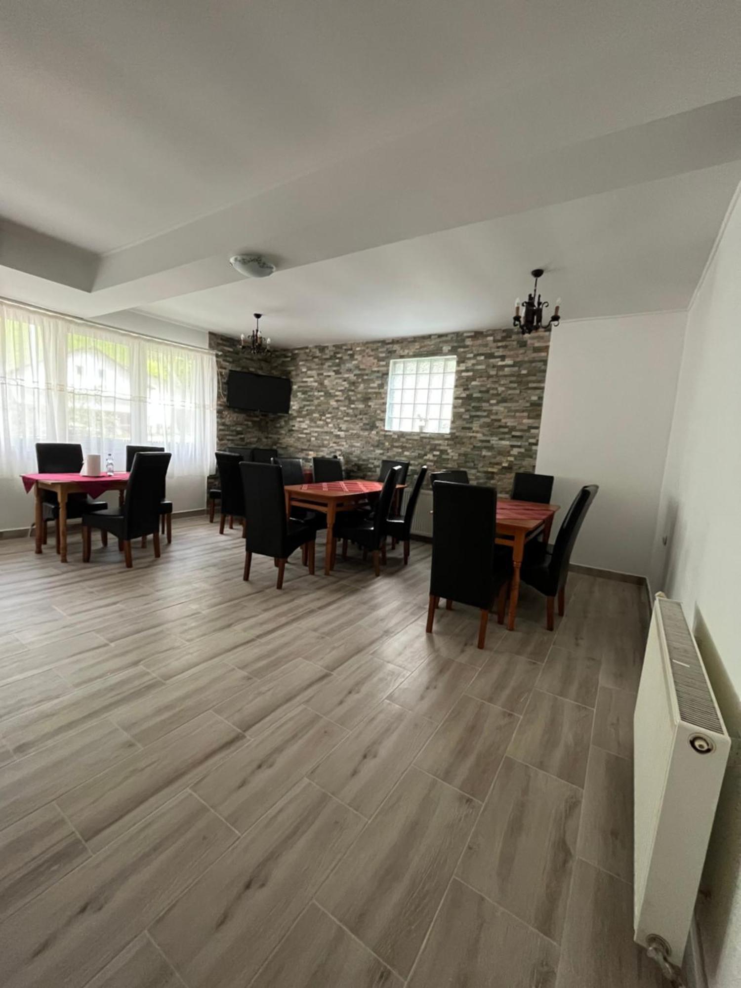 Casuta De Langa Padure Ξενοδοχείο Moeciu De Sus Εξωτερικό φωτογραφία